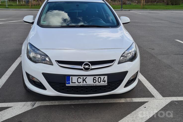 Opel Astra J [restyling] Sports Tourer wagon 5-doors