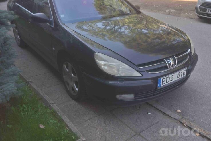 Peugeot 607