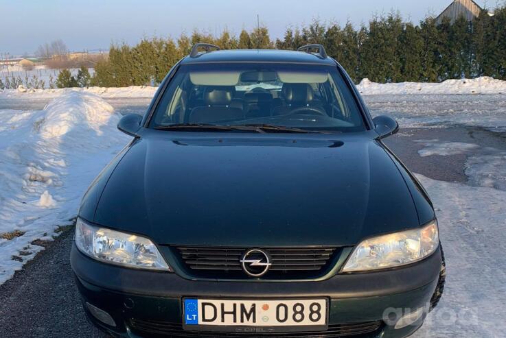 Opel Vectra B wagon 5-doors
