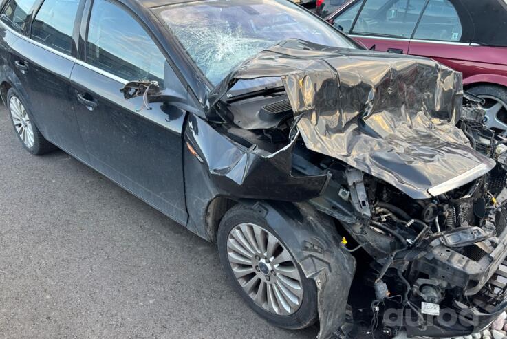 Ford Mondeo 4 generation wagon