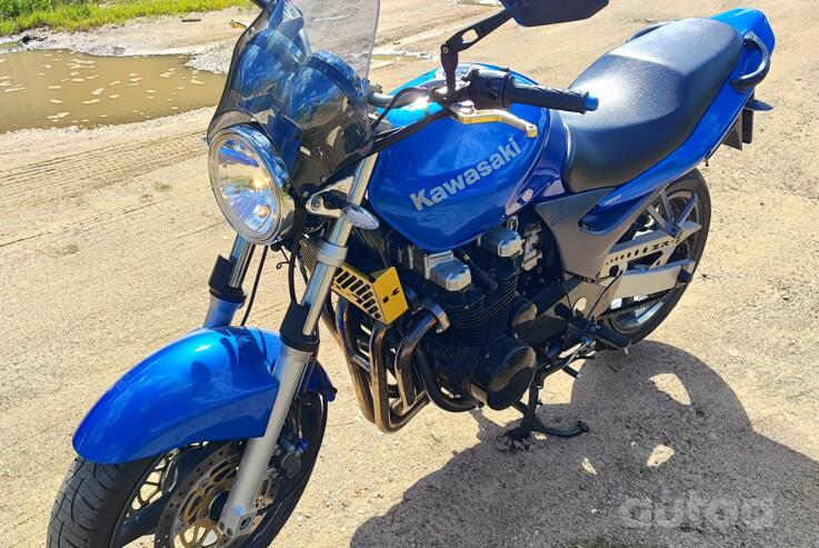 Kawasaki ZR