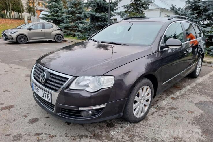 Volkswagen Passat B6 wagon 5-doors