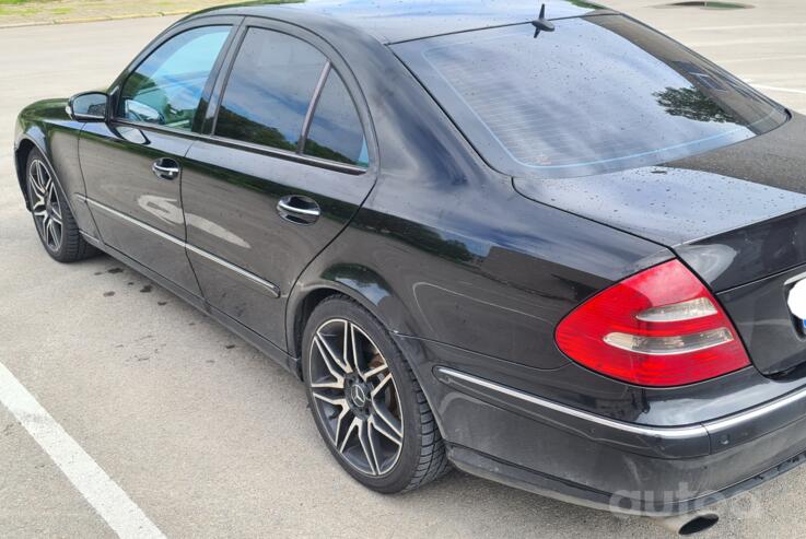 Mercedes-Benz E-Class W211 Sedan