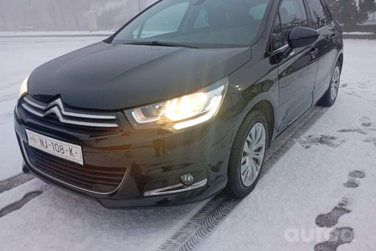 Citroen C4 2 generation Hatchback
