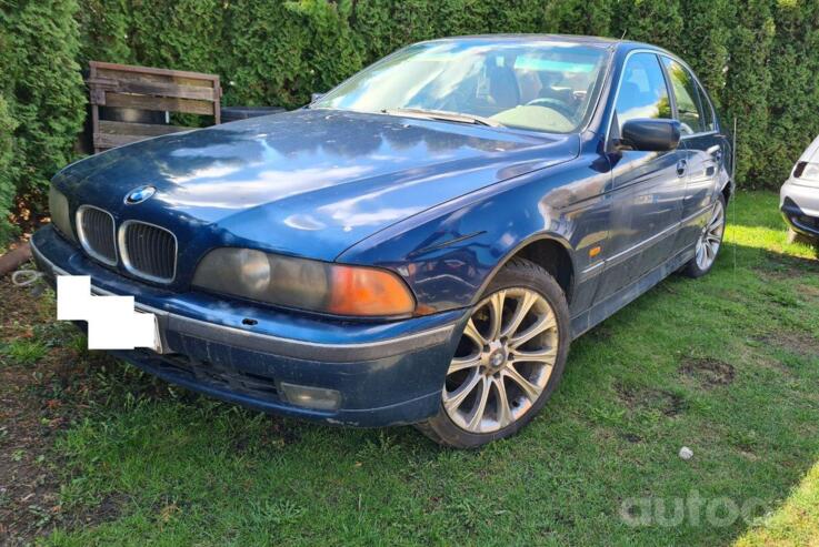 BMW 5 Series E39 Sedan 4-doors