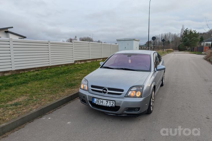 Opel Vectra C GTS hatchback