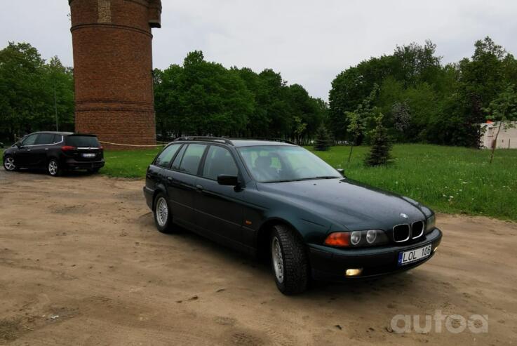 BMW 5 Series E39 Touring wagon