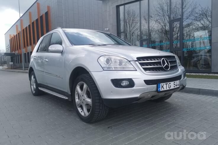Mercedes-Benz M-Class W164 Crossover 5-doors
