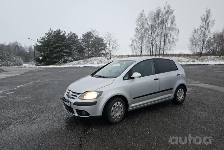 Volkswagen Golf Plus 1 generation
