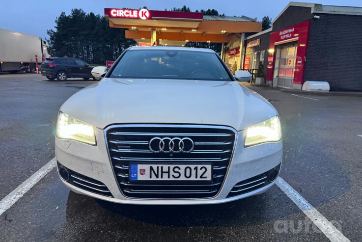Audi A8 D4/4H Sedan