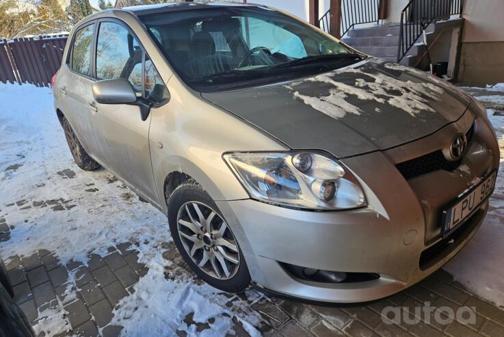 Toyota Auris 1 generation Hatchback 5-doors