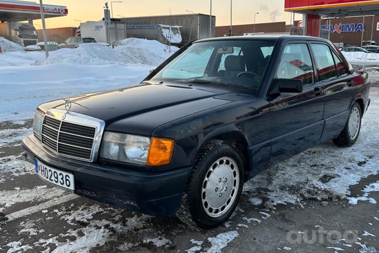 Mercedes-Benz 190 (W201) 1 generation
