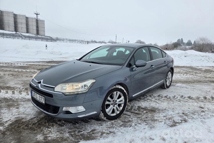 Citroen C5 2 generation Sedan