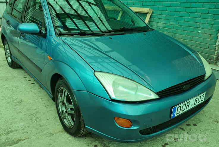 Ford Focus 1 generation Hatchback 5-doors