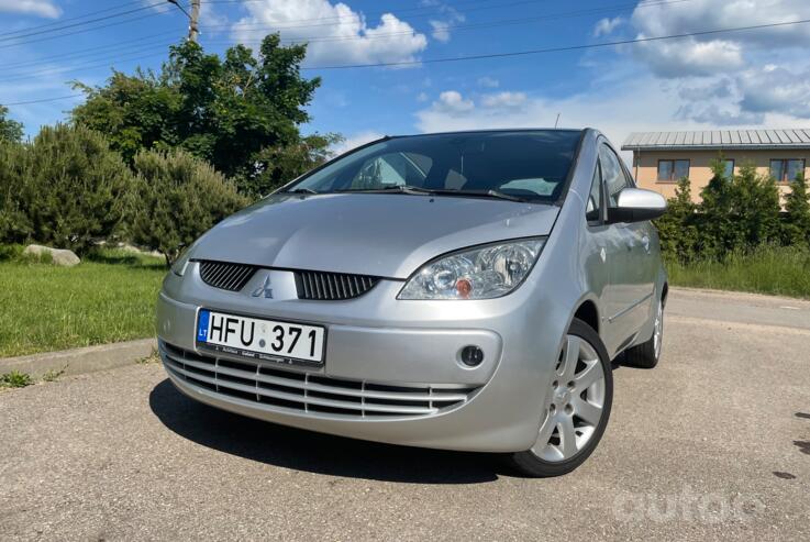 Mitsubishi Colt Z30 Hatchback 3-doors