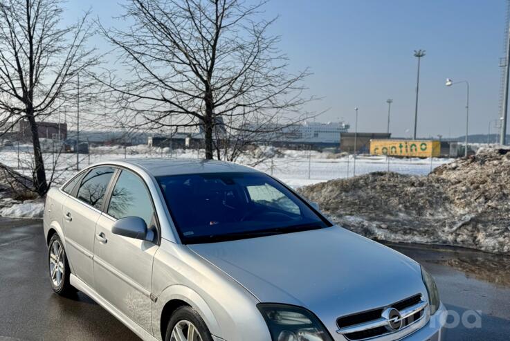 Opel Vectra C GTS hatchback