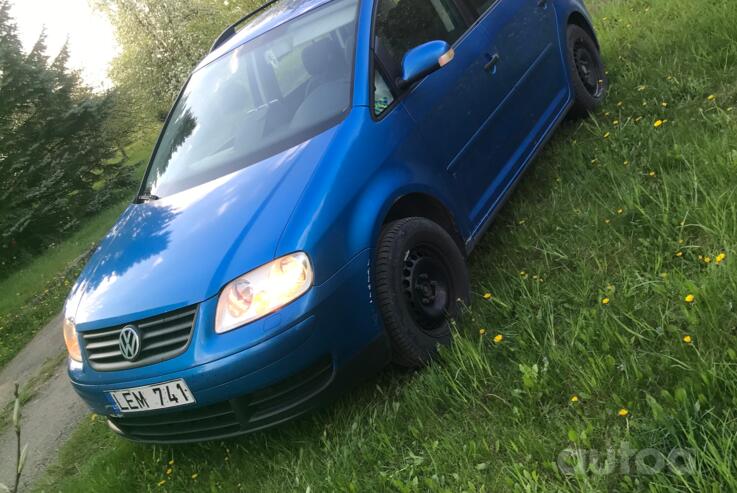 Volkswagen Touran 1 generation Minivan