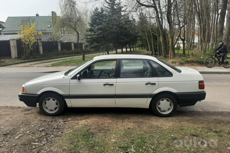 Volkswagen Passat B3 Sedan