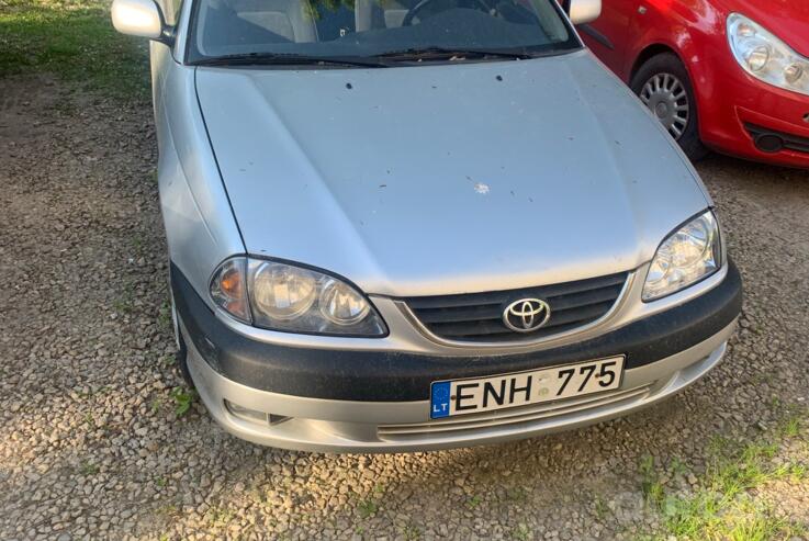 Toyota Avensis 1 generation [restyling] Hatchback
