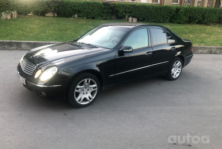 Mercedes-Benz E-Class E 220 wagon