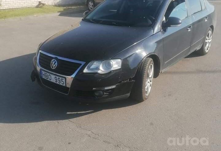 Volkswagen Passat B6 Sedan 4-doors