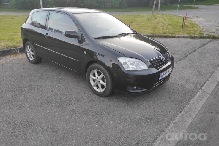 Toyota Corolla E120 Hatchback 3-doors