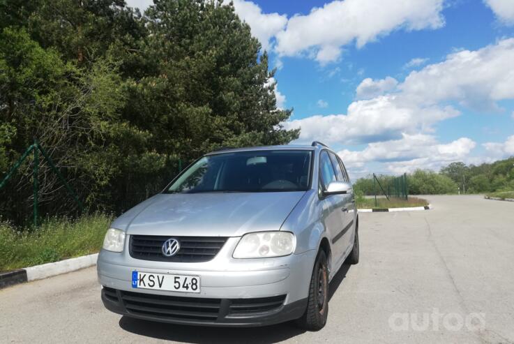 Volkswagen Touran 1 generation Minivan
