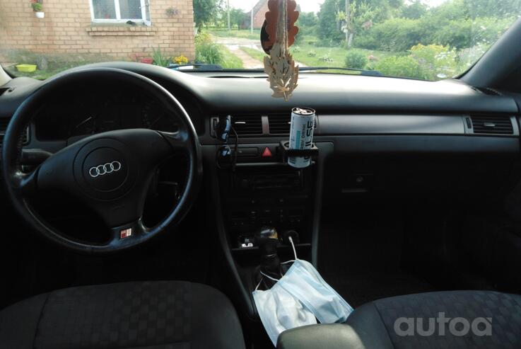 Audi A6 4B/C5 wagon 5-doors