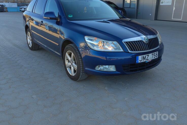 Skoda Octavia 2 generation [restyling] Combi wagon 5-doors