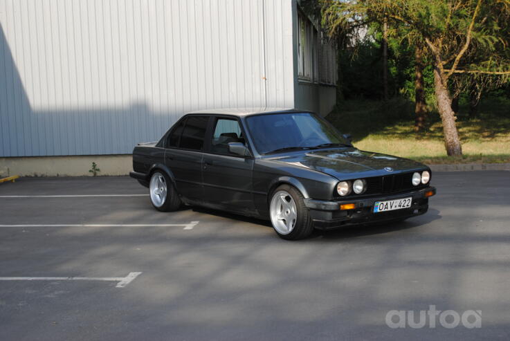 BMW 3 Series E30 Sedan 4-doors