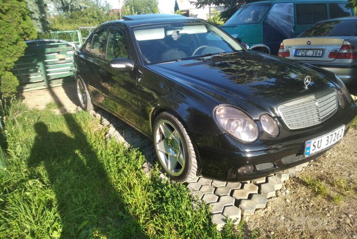 Mercedes-Benz E-Class W211 Sedan