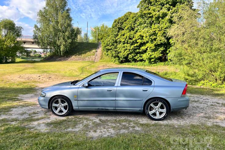 Volvo S60