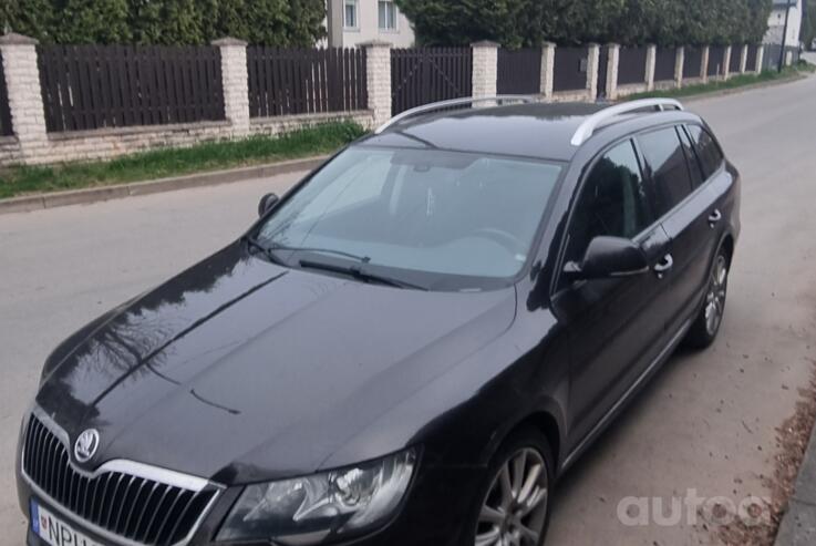 Skoda Superb 2 generation Combi wagon
