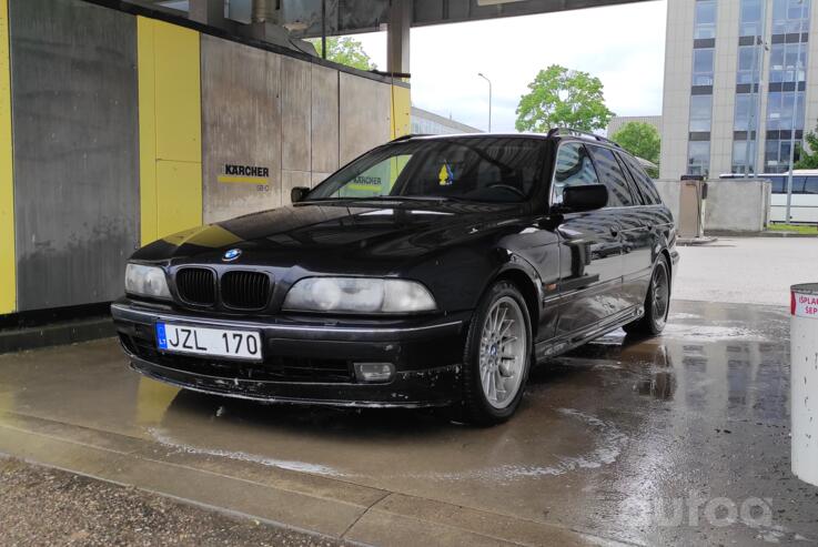 BMW 5 Series E39 Touring wagon