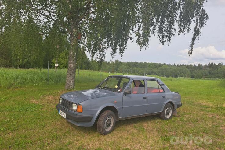 Skoda 105/120/130 1 generation [restyling] Sedan