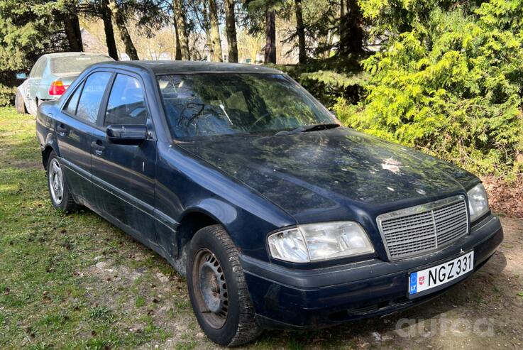 Mercedes-Benz C-Class W202/S202 Sedan