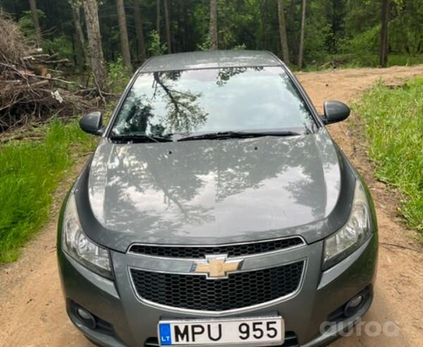 Chevrolet Cruze J300 Hatchback