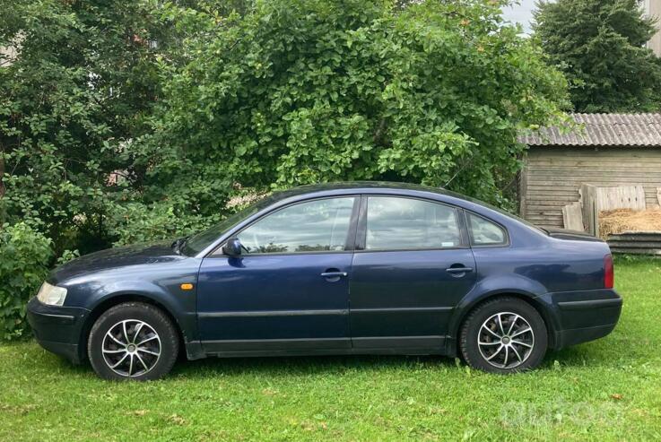 Volkswagen Passat B5 Sedan 4-doors