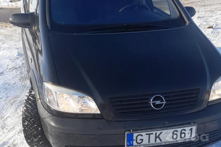 Opel Zafira A Minivan 5-doors