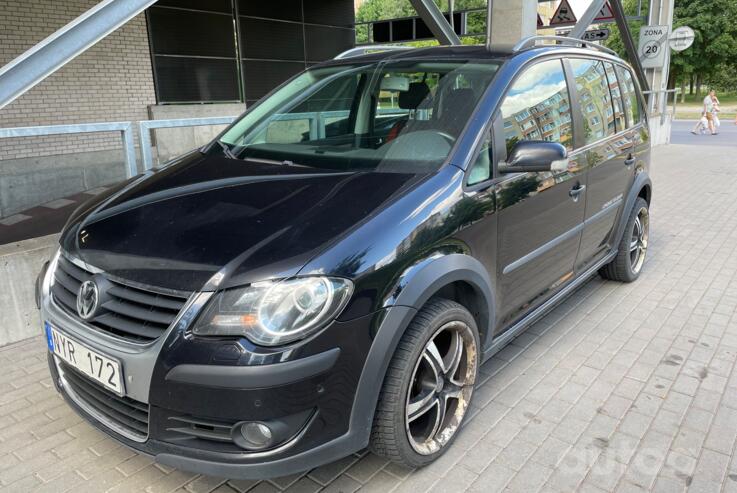 Volkswagen Touran 1 generation [restyling] Cross minivan 5-doors