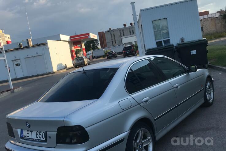 BMW 5 Series E39 Sedan 4-doors