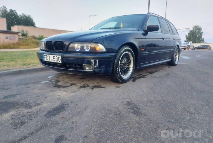 BMW 5 Series E39 Touring wagon