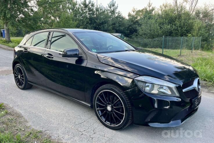 Mercedes-Benz A180 2016