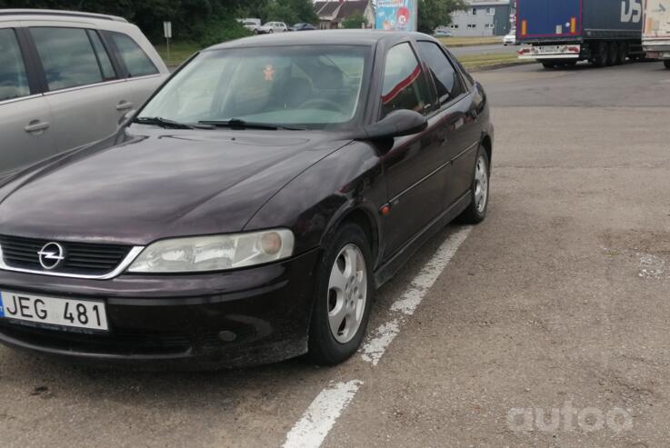 Opel Vectra B [restyling] Hatchback