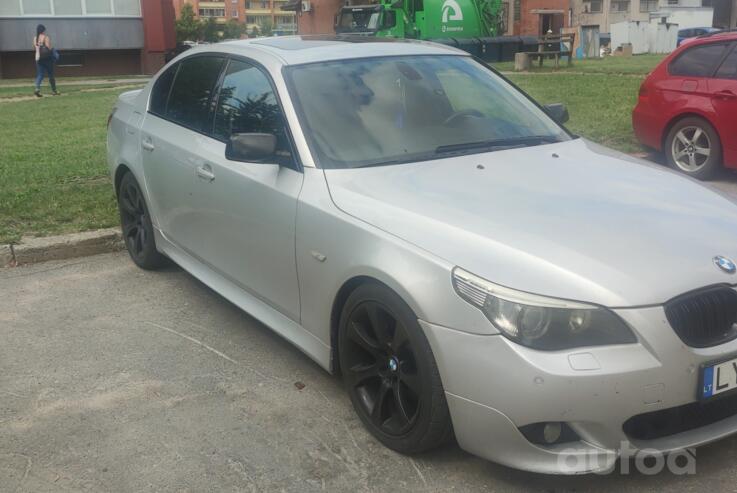 BMW 5 Series E60/E61 Sedan