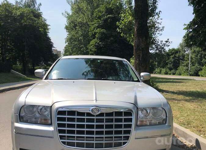 Chrysler 300C 1 generation Sedan 4-doors