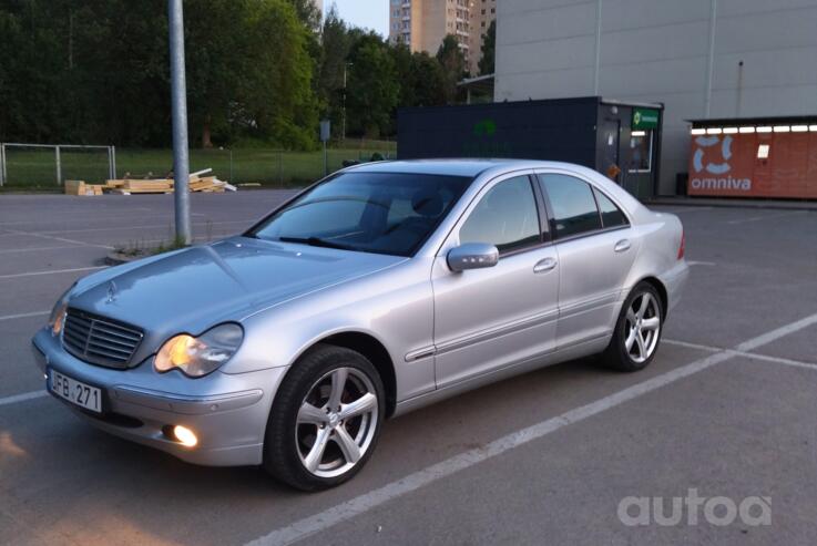 Mercedes-Benz C-Class W203/S203/CL203 Sedan 4-doors