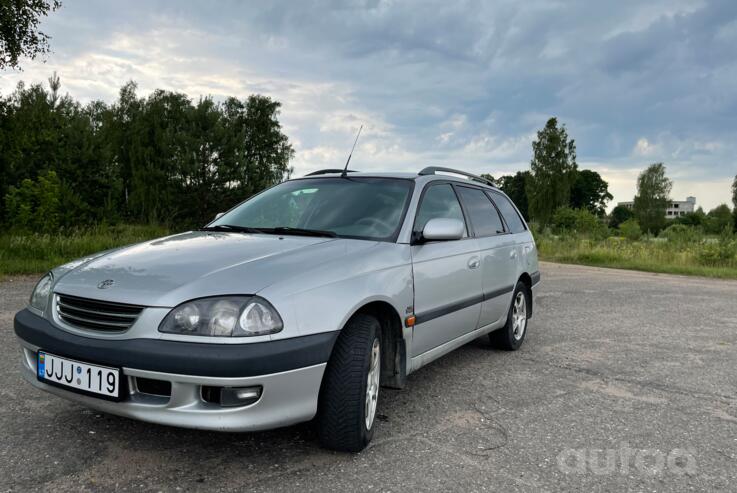 Toyota Avensis 1 generation wagon