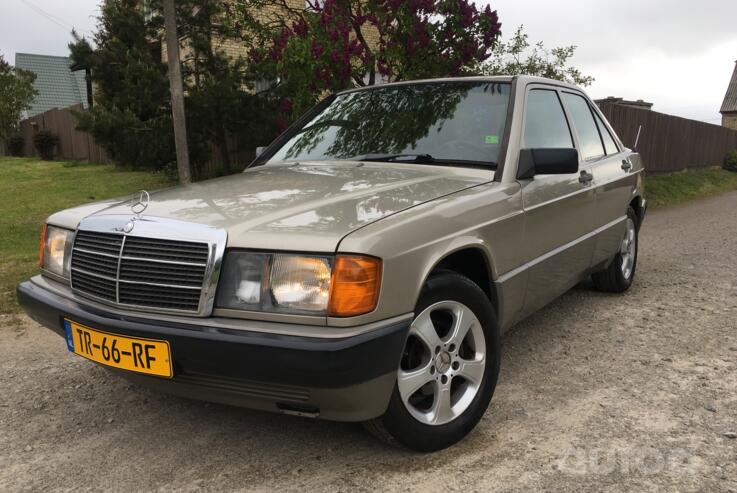 Mercedes-Benz 190 (W201) 1 generation