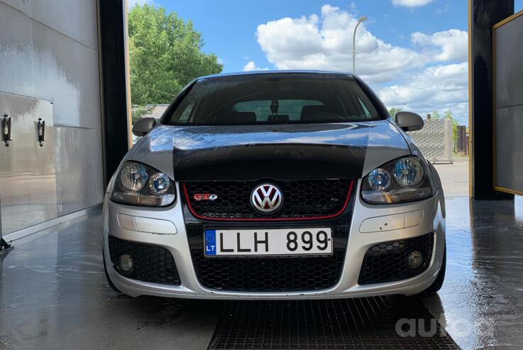 Volkswagen Golf 5 generation Hatchback 5-doors